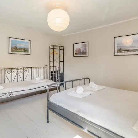 3 Bed In Oc-a38202 Сasa de vacaciones